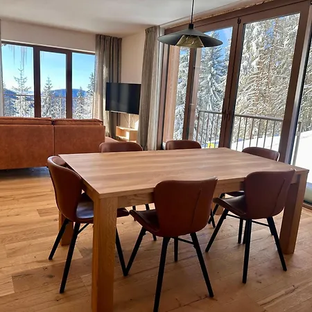 Rebelka Apartment *