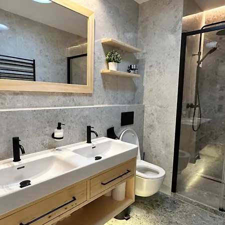 Rebelka Apartment
