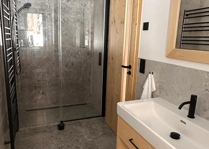 Rebelka Horni Misecky